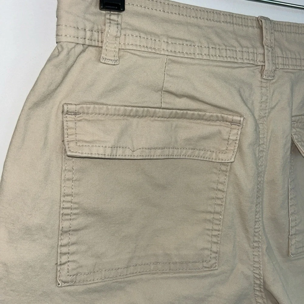 A New Day Women Tan Khaki High Rise Utility Stretch Shorts Size 6 Front Pockets - Picture 6 of 6